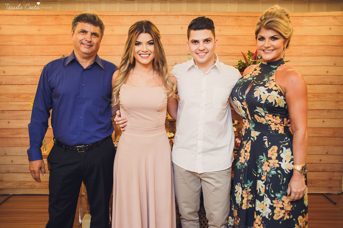 pedido de casamento dos sonhos, jantar de noivado em vit&oacute;ria es, restaurante canto do vinho, decora&ccedil;&atilde;o para pedido de casamento, decora&ccedil;&atilde;o by Tais Vaz