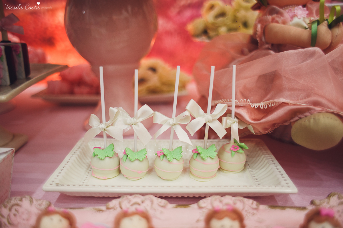 festa de menina, no tema Jardim, feita no cerimonial Balladas Kids, Serra ES, mam&atilde;e de primeira viagem, decora&ccedil;&atilde;o linda by Karina Melotti, fotos t&aacute;ssila costa, fotografia de festa infantil