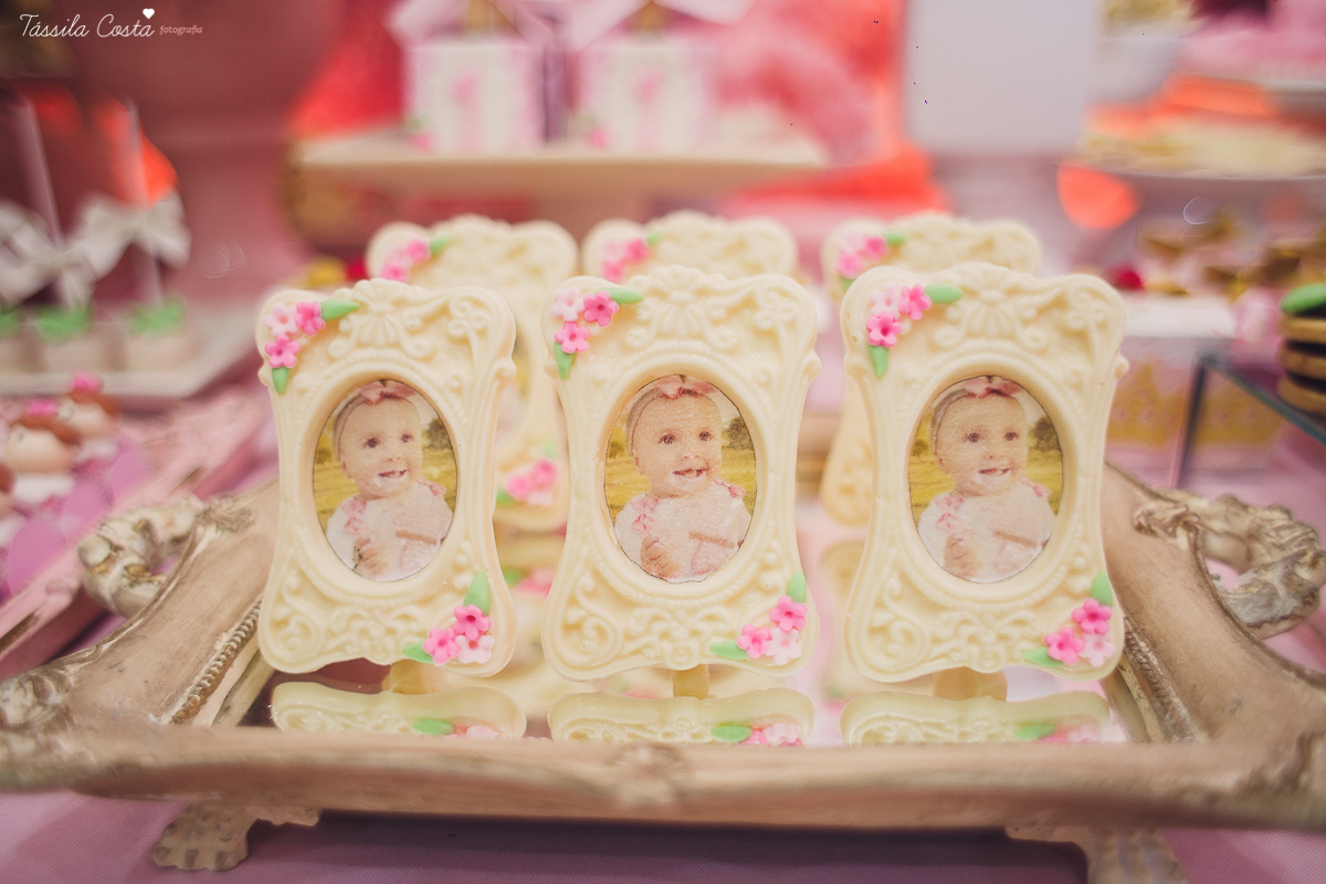 festa de menina, no tema Jardim, feita no cerimonial Balladas Kids, Serra ES, mam&atilde;e de primeira viagem, decora&ccedil;&atilde;o linda by Karina Melotti, fotos t&aacute;ssila costa, fotografia de festa infantil