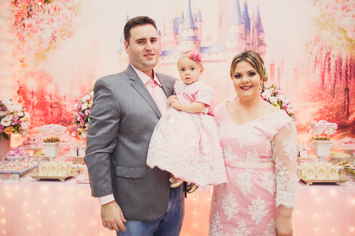 festa de menina, no tema Jardim, feita no cerimonial Balladas Kids, Serra ES, mam&atilde;e de primeira viagem, decora&ccedil;&atilde;o linda by Karina Melotti, fotos t&aacute;ssila costa, fotografia de festa infantil