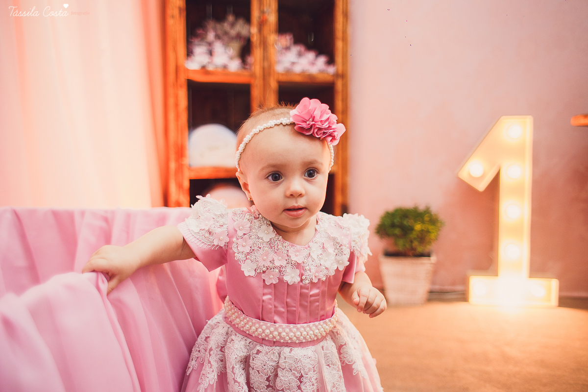 festa de menina, no tema Jardim, feita no cerimonial Balladas Kids, Serra ES, mam&atilde;e de primeira viagem, decora&ccedil;&atilde;o linda by Karina Melotti, fotos t&aacute;ssila costa, fotografia de festa infantil