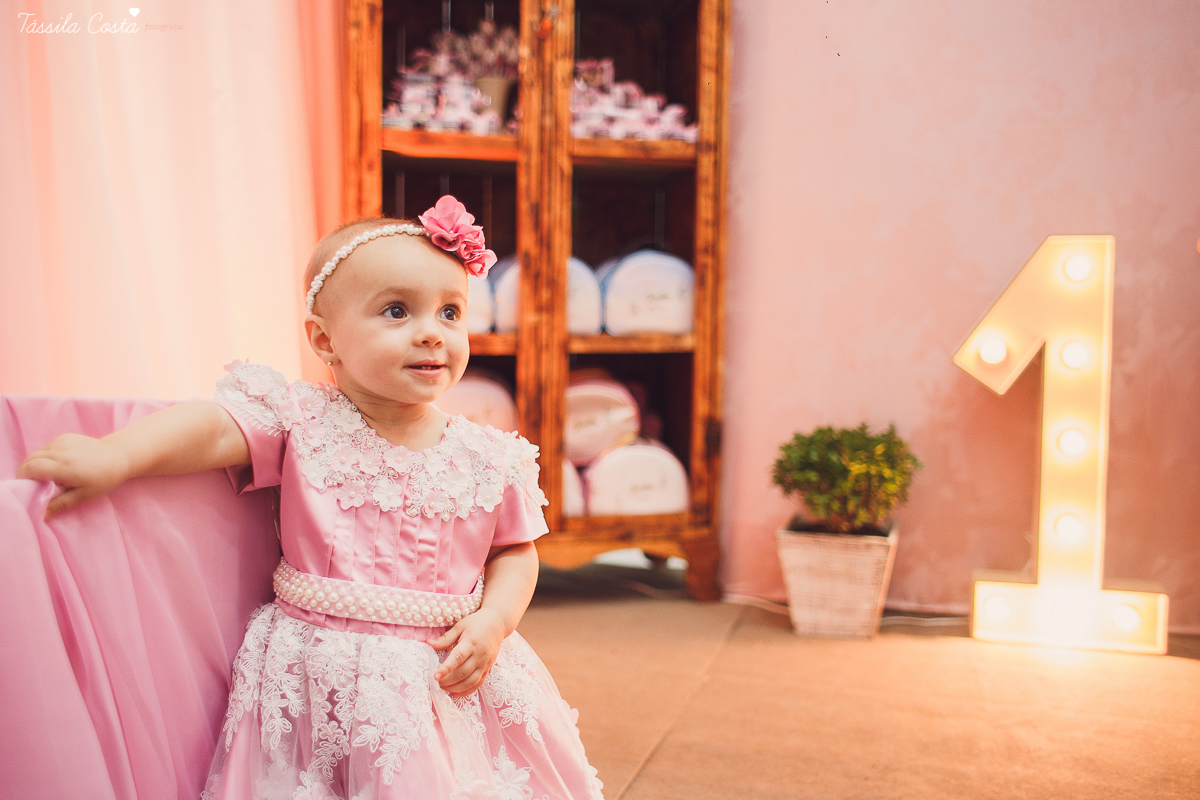 festa de menina, no tema Jardim, feita no cerimonial Balladas Kids, Serra ES, mam&atilde;e de primeira viagem, decora&ccedil;&atilde;o linda by Karina Melotti, fotos t&aacute;ssila costa, fotografia de festa infantil