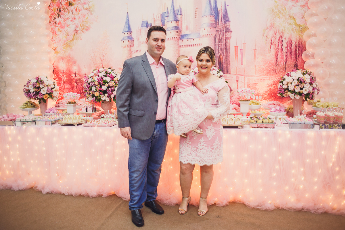 festa de menina, no tema Jardim, feita no cerimonial Balladas Kids, Serra ES, mam&atilde;e de primeira viagem, decora&ccedil;&atilde;o linda by Karina Melotti, fotos t&aacute;ssila costa, fotografia de festa infantil