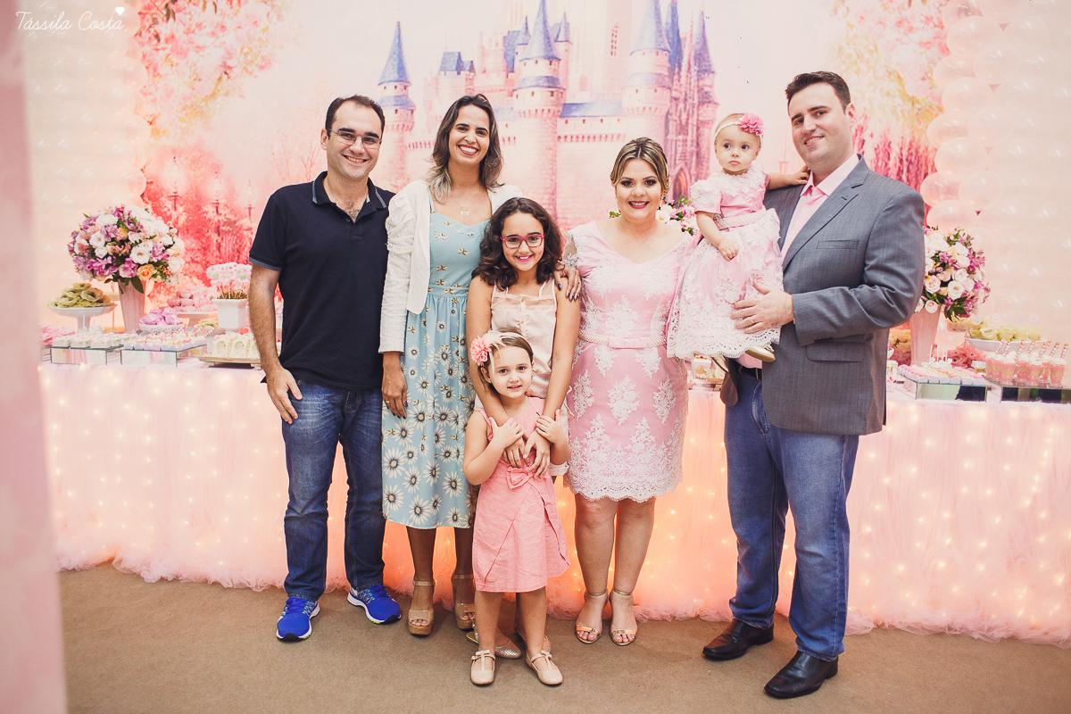 festa de menina, no tema Jardim, feita no cerimonial Balladas Kids, Serra ES, mam&atilde;e de primeira viagem, decora&ccedil;&atilde;o linda by Karina Melotti, fotos t&aacute;ssila costa, fotografia de festa infantil