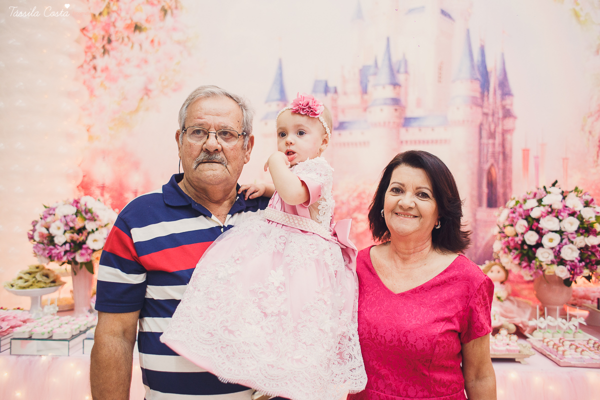 festa de menina, no tema Jardim, feita no cerimonial Balladas Kids, Serra ES, mam&atilde;e de primeira viagem, decora&ccedil;&atilde;o linda by Karina Melotti, fotos t&aacute;ssila costa, fotografia de festa infantil