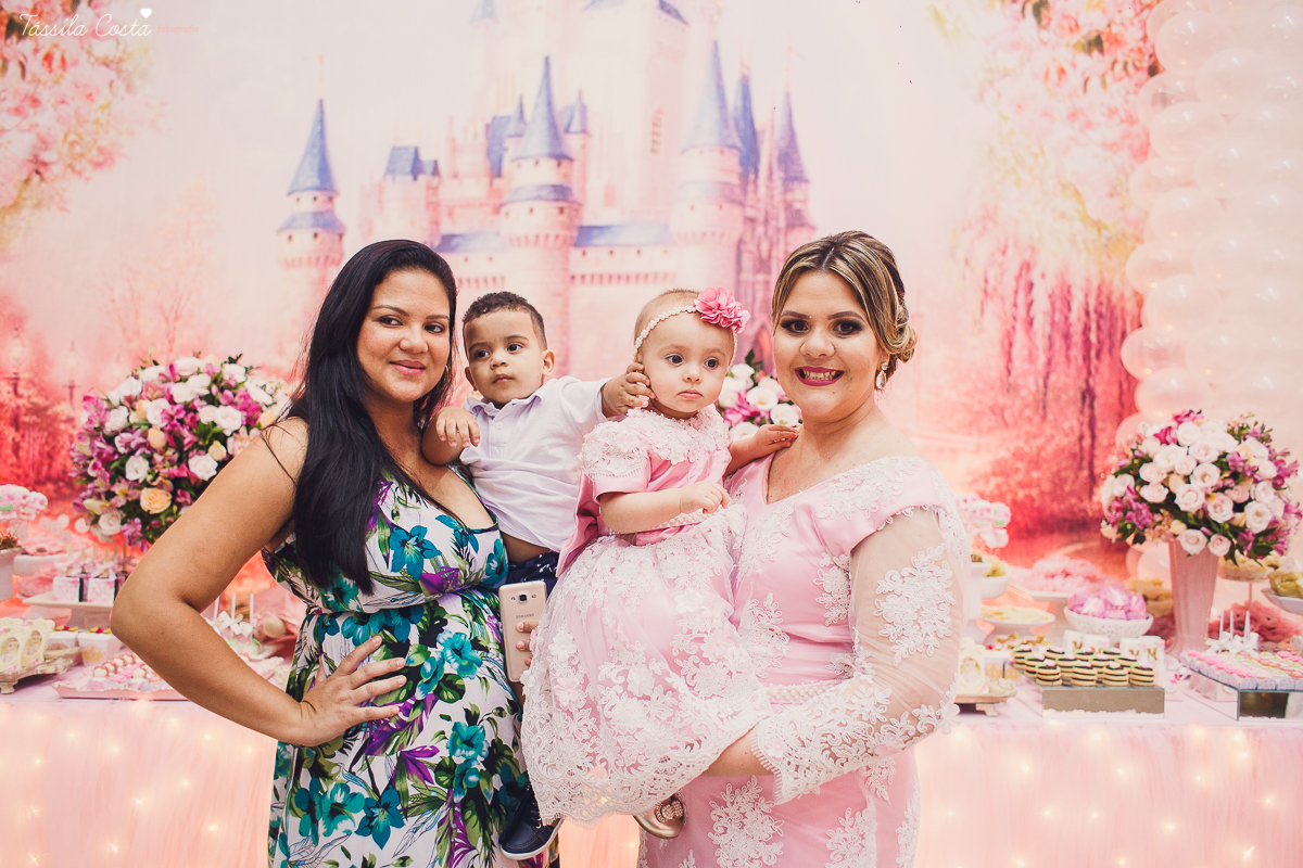 festa de menina, no tema Jardim, feita no cerimonial Balladas Kids, Serra ES, mam&atilde;e de primeira viagem, decora&ccedil;&atilde;o linda by Karina Melotti, fotos t&aacute;ssila costa, fotografia de festa infantil