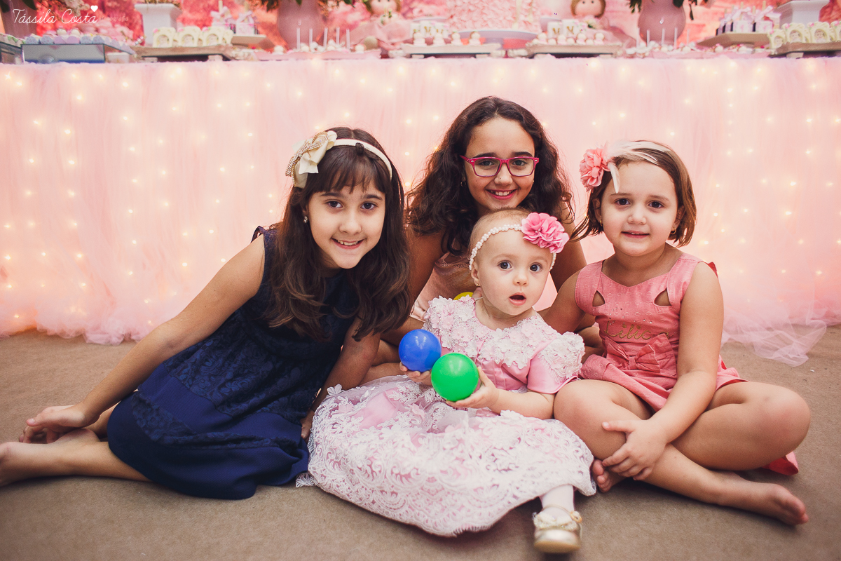 festa de menina, no tema Jardim, feita no cerimonial Balladas Kids, Serra ES, mam&atilde;e de primeira viagem, decora&ccedil;&atilde;o linda by Karina Melotti, fotos t&aacute;ssila costa, fotografia de festa infantil