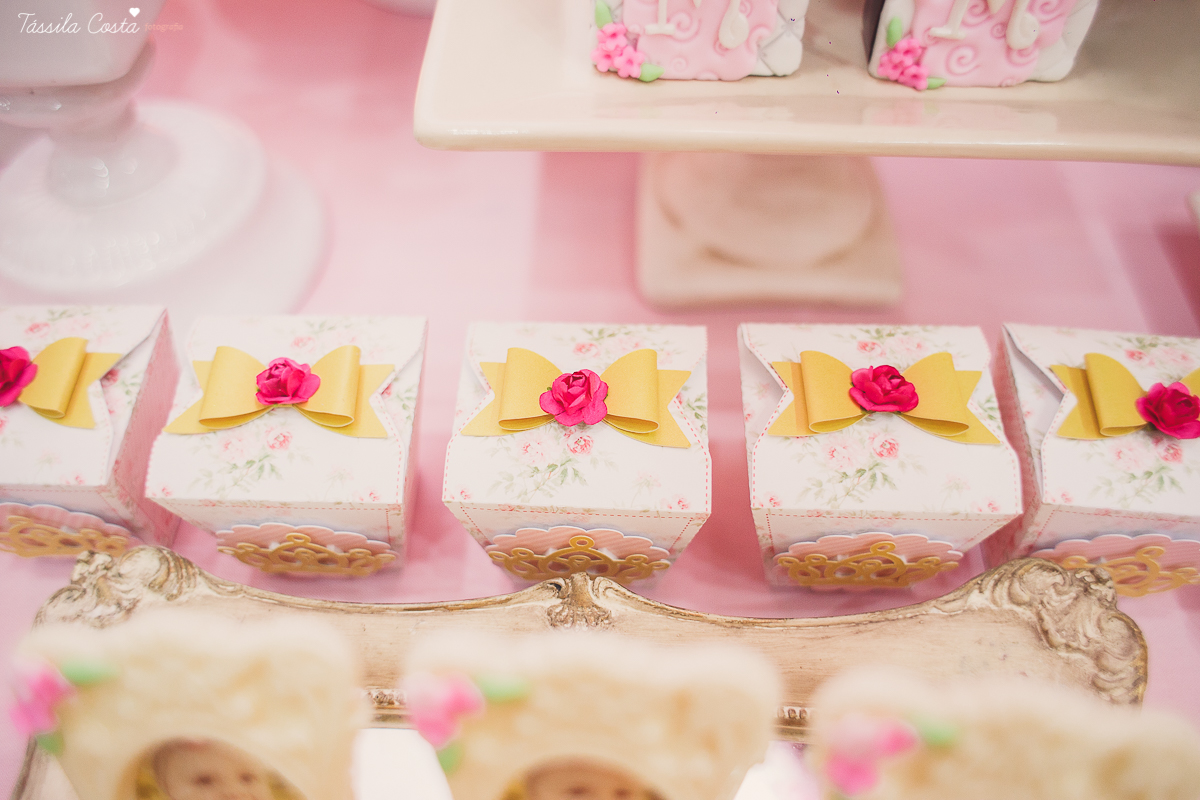 festa de menina, no tema Jardim, feita no cerimonial Balladas Kids, Serra ES, mam&atilde;e de primeira viagem, decora&ccedil;&atilde;o linda by Karina Melotti, fotos t&aacute;ssila costa, fotografia de festa infantil