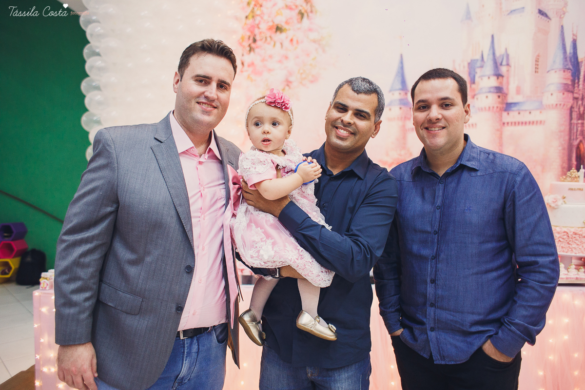 festa de menina, no tema Jardim, feita no cerimonial Balladas Kids, Serra ES, mam&atilde;e de primeira viagem, decora&ccedil;&atilde;o linda by Karina Melotti, fotos t&aacute;ssila costa, fotografia de festa infantil