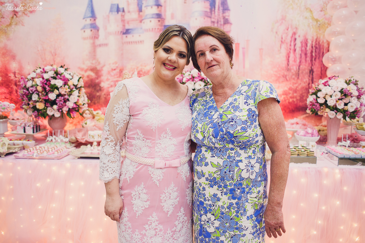 festa de menina, no tema Jardim, feita no cerimonial Balladas Kids, Serra ES, mam&atilde;e de primeira viagem, decora&ccedil;&atilde;o linda by Karina Melotti, fotos t&aacute;ssila costa, fotografia de festa infantil