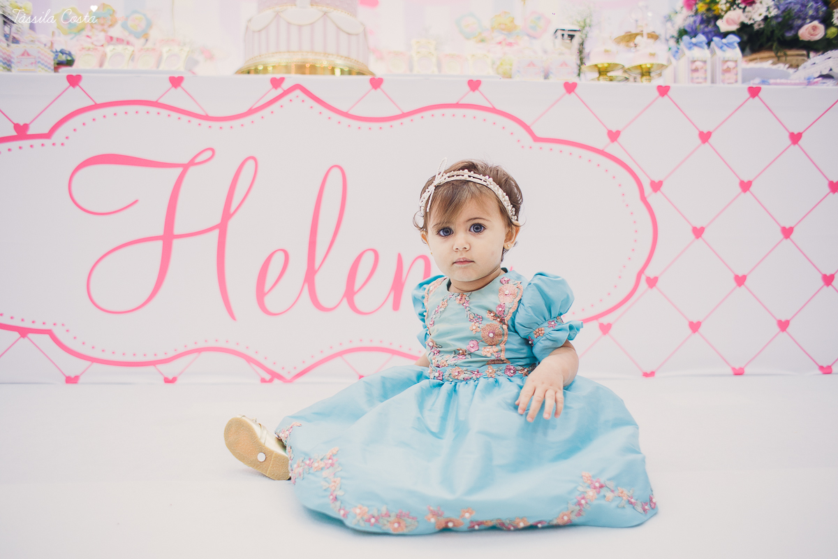 festa  no tema carrossel, no cerimonial Lollypop em Vit&oacute;ria ES, fotografia de festa infantil em Vit&oacute;ria, decore by Av Design, bolo lindo da Juliana Marculano