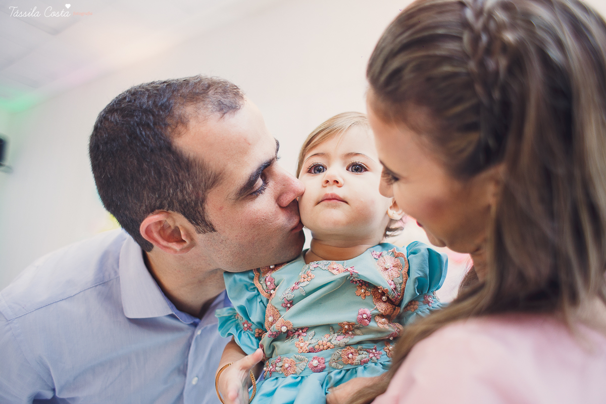festa  no tema carrossel, no cerimonial Lollypop em Vit&oacute;ria ES, fotografia de festa infantil em Vit&oacute;ria, decore by Av Design, bolo lindo da Juliana Marculano