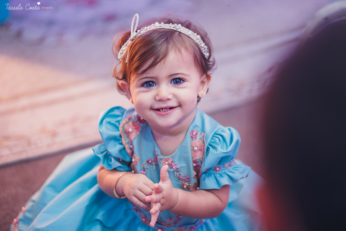 festa  no tema carrossel, no cerimonial Lollypop em Vit&oacute;ria ES, fotografia de festa infantil em Vit&oacute;ria, decore by Av Design, bolo lindo da Juliana Marculano