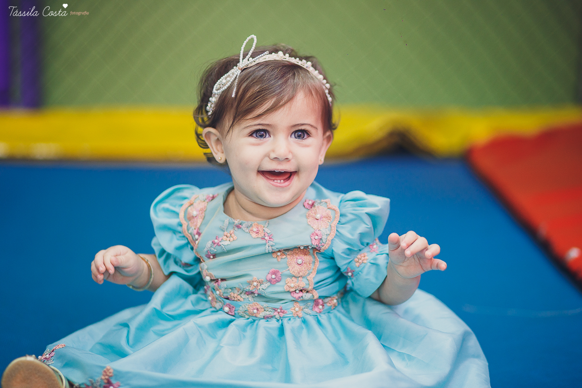 festa  no tema carrossel, no cerimonial Lollypop em Vit&oacute;ria ES, fotografia de festa infantil em Vit&oacute;ria, decore by Av Design, bolo lindo da Juliana Marculano