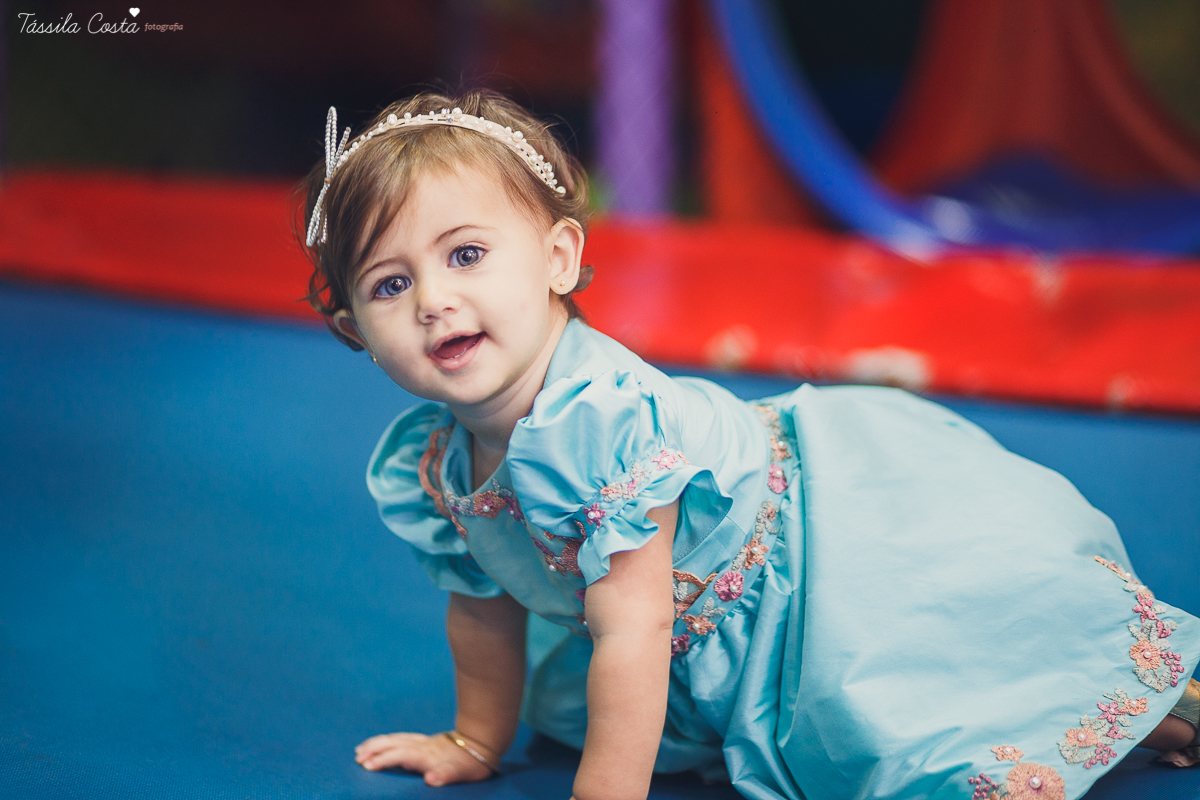 festa  no tema carrossel, no cerimonial Lollypop em Vit&oacute;ria ES, fotografia de festa infantil em Vit&oacute;ria, decore by Av Design, bolo lindo da Juliana Marculano