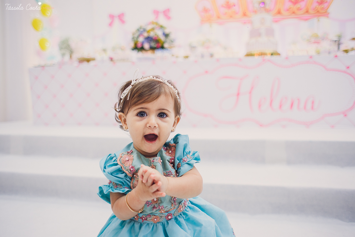 festa  no tema carrossel, no cerimonial Lollypop em Vit&oacute;ria ES, fotografia de festa infantil em Vit&oacute;ria, decore by Av Design, bolo lindo da Juliana Marculano