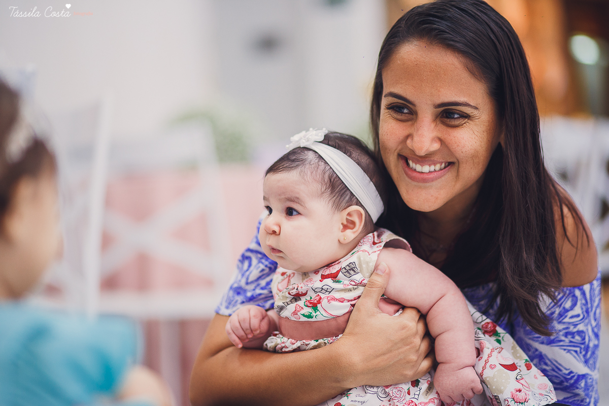 festa  no tema carrossel, no cerimonial Lollypop em Vit&oacute;ria ES, fotografia de festa infantil em Vit&oacute;ria, decore by Av Design, bolo lindo da Juliana Marculano