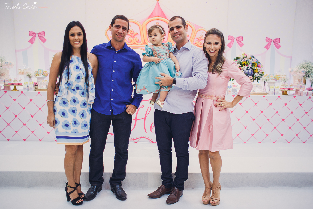 festa  no tema carrossel, no cerimonial Lollypop em Vit&oacute;ria ES, fotografia de festa infantil em Vit&oacute;ria, decore by Av Design, bolo lindo da Juliana Marculano