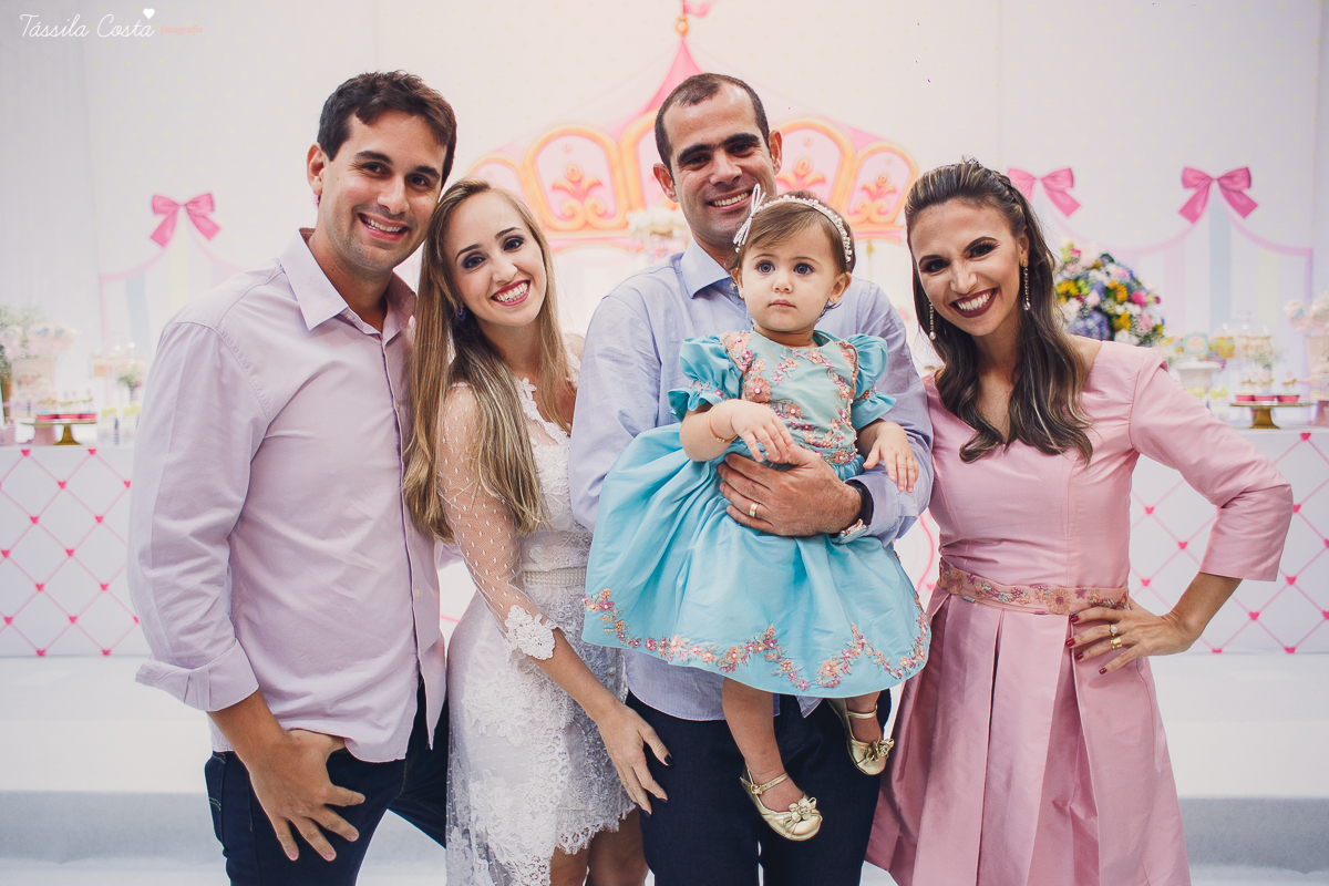 festa  no tema carrossel, no cerimonial Lollypop em Vit&oacute;ria ES, fotografia de festa infantil em Vit&oacute;ria, decore by Av Design, bolo lindo da Juliana Marculano