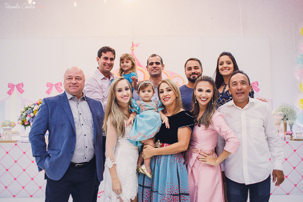 festa  no tema carrossel, no cerimonial Lollypop em Vit&oacute;ria ES, fotografia de festa infantil em Vit&oacute;ria, decore by Av Design, bolo lindo da Juliana Marculano