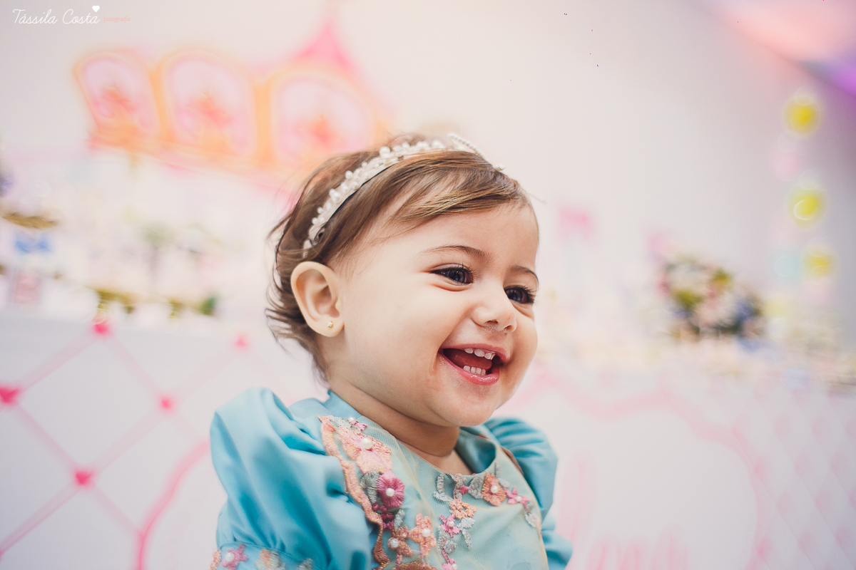 festa  no tema carrossel, no cerimonial Lollypop em Vit&oacute;ria ES, fotografia de festa infantil em Vit&oacute;ria, decore by Av Design, bolo lindo da Juliana Marculano