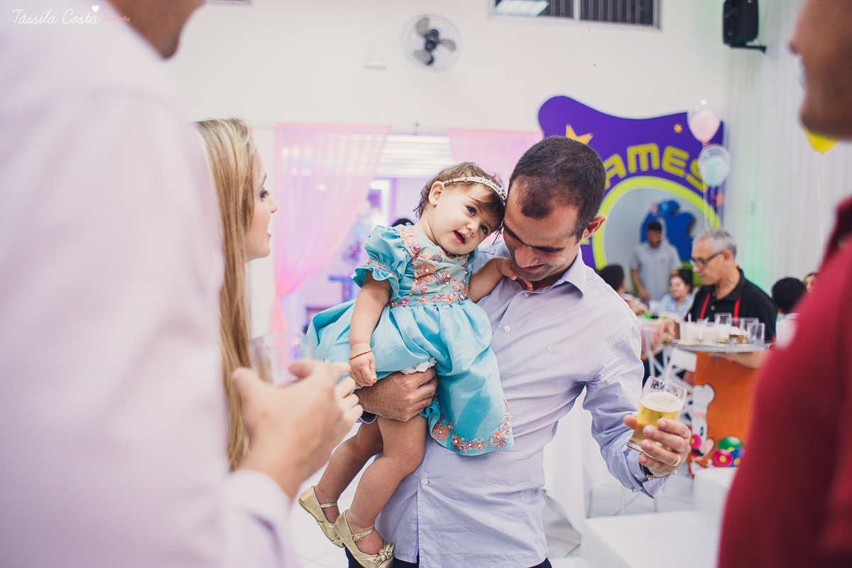 festa  no tema carrossel, no cerimonial Lollypop em Vit&oacute;ria ES, fotografia de festa infantil em Vit&oacute;ria, decore by Av Design, bolo lindo da Juliana Marculano