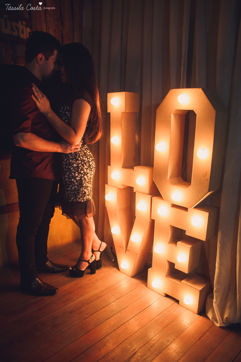 NOIVADO LINDO, IGREJA ASSEMBLEIA DE DEUS, NOIVOS APAIXONADOS, DECORACAO DE NOIVO LINDA, THAMIRES E BRUNO, FOTOS DE NOIVADO