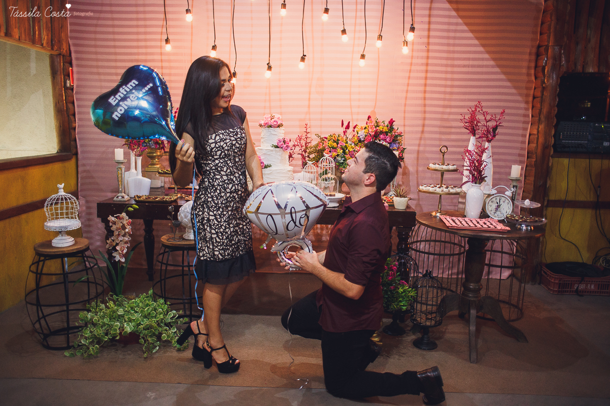 NOIVADO LINDO, IGREJA ASSEMBLEIA DE DEUS, NOIVOS APAIXONADOS, DECORACAO DE NOIVO LINDA, THAMIRES E BRUNO, FOTOS DE NOIVADO