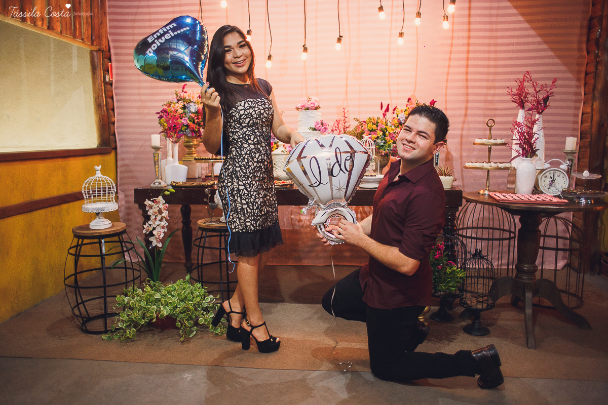 NOIVADO LINDO, IGREJA ASSEMBLEIA DE DEUS, NOIVOS APAIXONADOS, DECORACAO DE NOIVO LINDA, THAMIRES E BRUNO, FOTOS DE NOIVADO