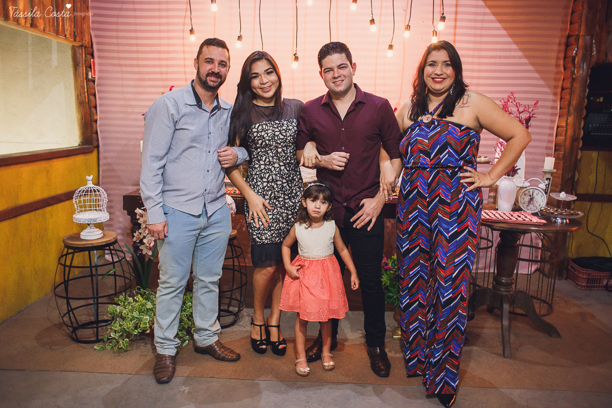 NOIVADO LINDO, IGREJA ASSEMBLEIA DE DEUS, NOIVOS APAIXONADOS, DECORACAO DE NOIVO LINDA, THAMIRES E BRUNO, FOTOS DE NOIVADO