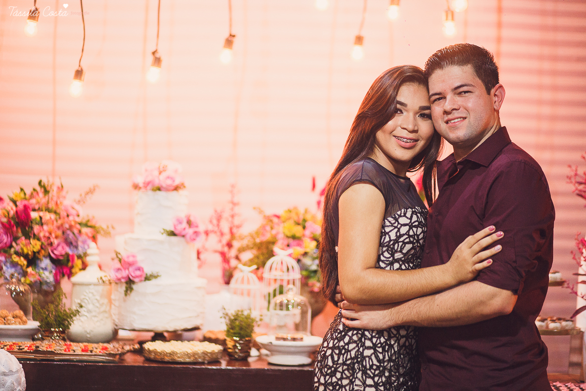 NOIVADO LINDO, IGREJA ASSEMBLEIA DE DEUS, NOIVOS APAIXONADOS, DECORACAO DE NOIVO LINDA, THAMIRES E BRUNO, FOTOS DE NOIVADO