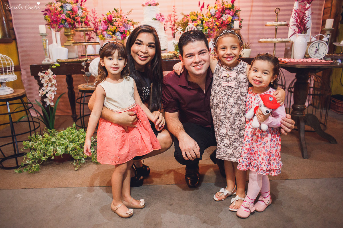 NOIVADO LINDO, IGREJA ASSEMBLEIA DE DEUS, NOIVOS APAIXONADOS, DECORACAO DE NOIVO LINDA, THAMIRES E BRUNO, FOTOS DE NOIVADO