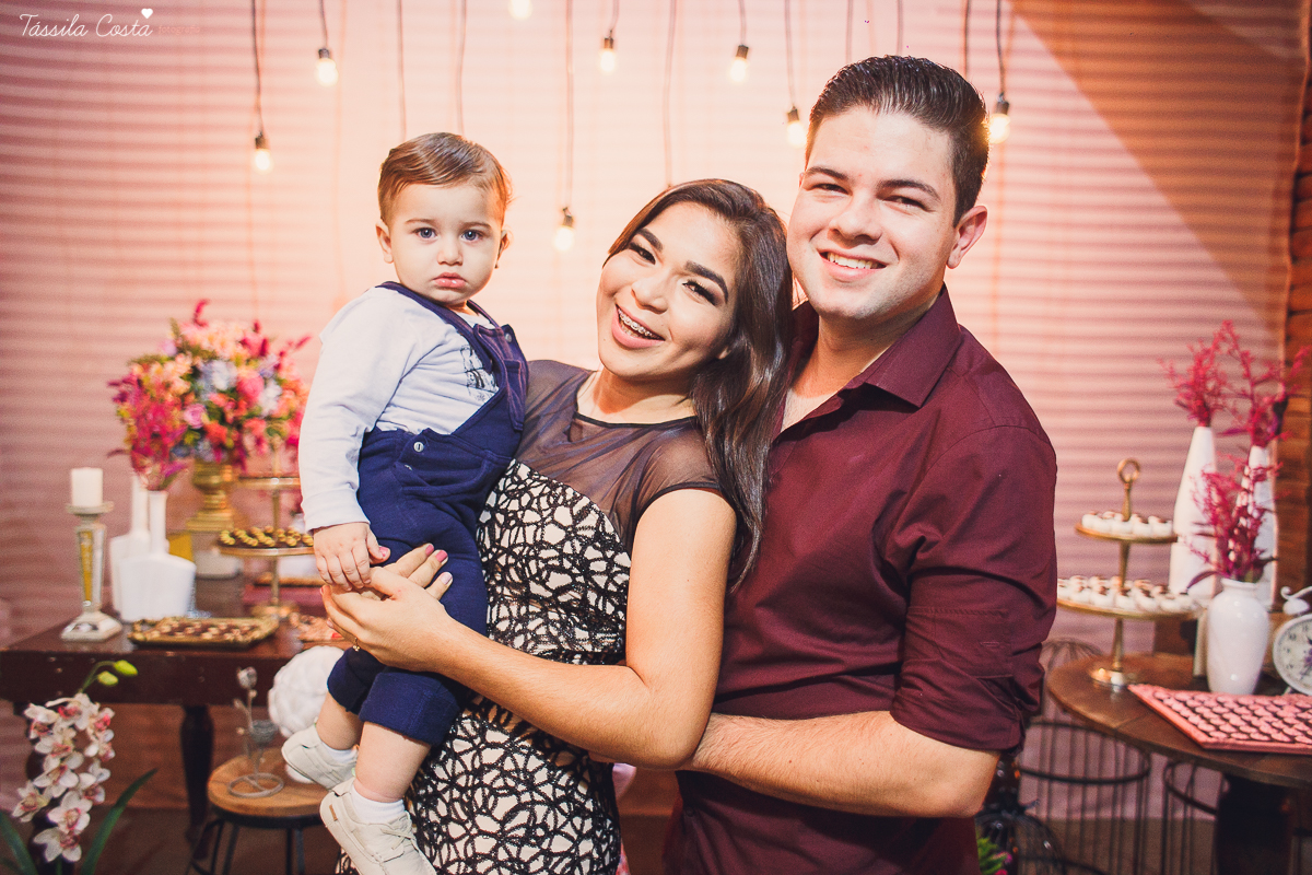 NOIVADO LINDO, IGREJA ASSEMBLEIA DE DEUS, NOIVOS APAIXONADOS, DECORACAO DE NOIVO LINDA, THAMIRES E BRUNO, FOTOS DE NOIVADO