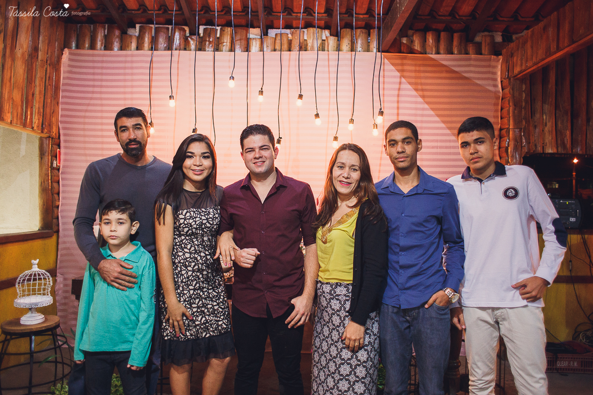 NOIVADO LINDO, IGREJA ASSEMBLEIA DE DEUS, NOIVOS APAIXONADOS, DECORACAO DE NOIVO LINDA, THAMIRES E BRUNO, FOTOS DE NOIVADO