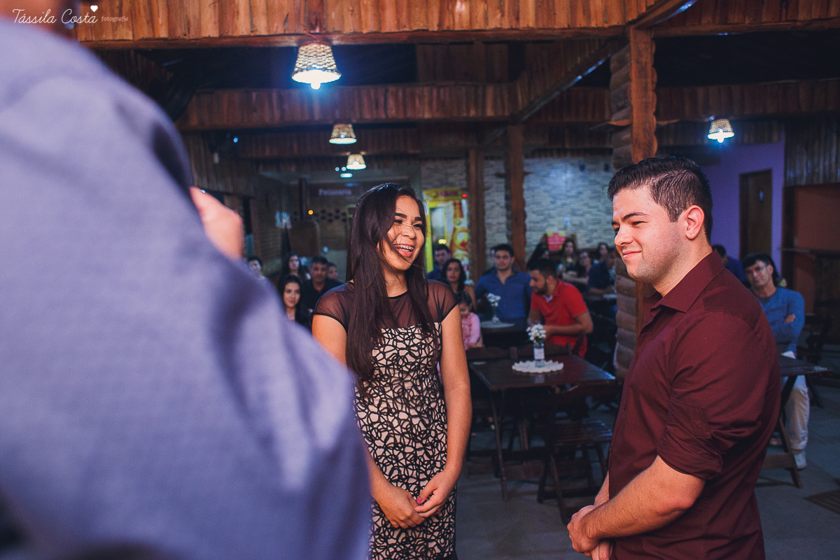 NOIVADO LINDO, IGREJA ASSEMBLEIA DE DEUS, NOIVOS APAIXONADOS, DECORACAO DE NOIVO LINDA, THAMIRES E BRUNO, FOTOS DE NOIVADO