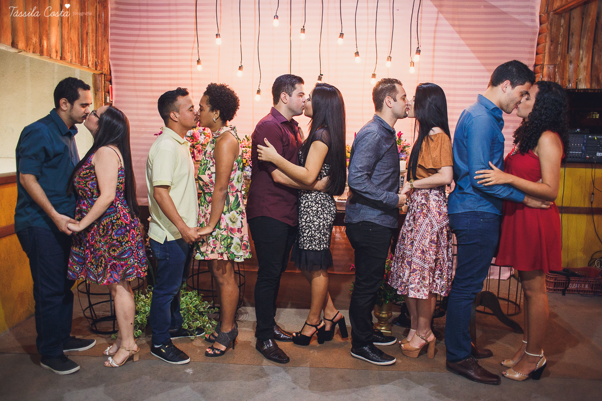 NOIVADO LINDO, IGREJA ASSEMBLEIA DE DEUS, NOIVOS APAIXONADOS, DECORACAO DE NOIVO LINDA, THAMIRES E BRUNO, FOTOS DE NOIVADO