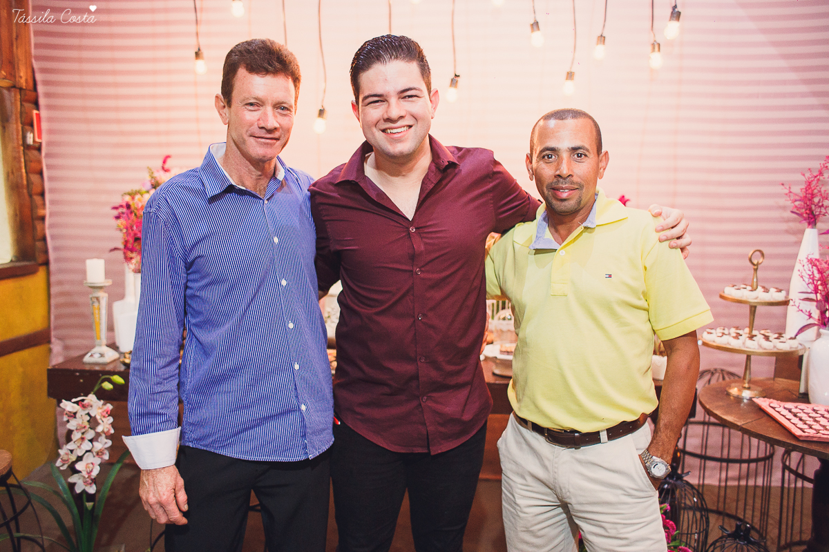 NOIVADO LINDO, IGREJA ASSEMBLEIA DE DEUS, NOIVOS APAIXONADOS, DECORACAO DE NOIVO LINDA, THAMIRES E BRUNO, FOTOS DE NOIVADO