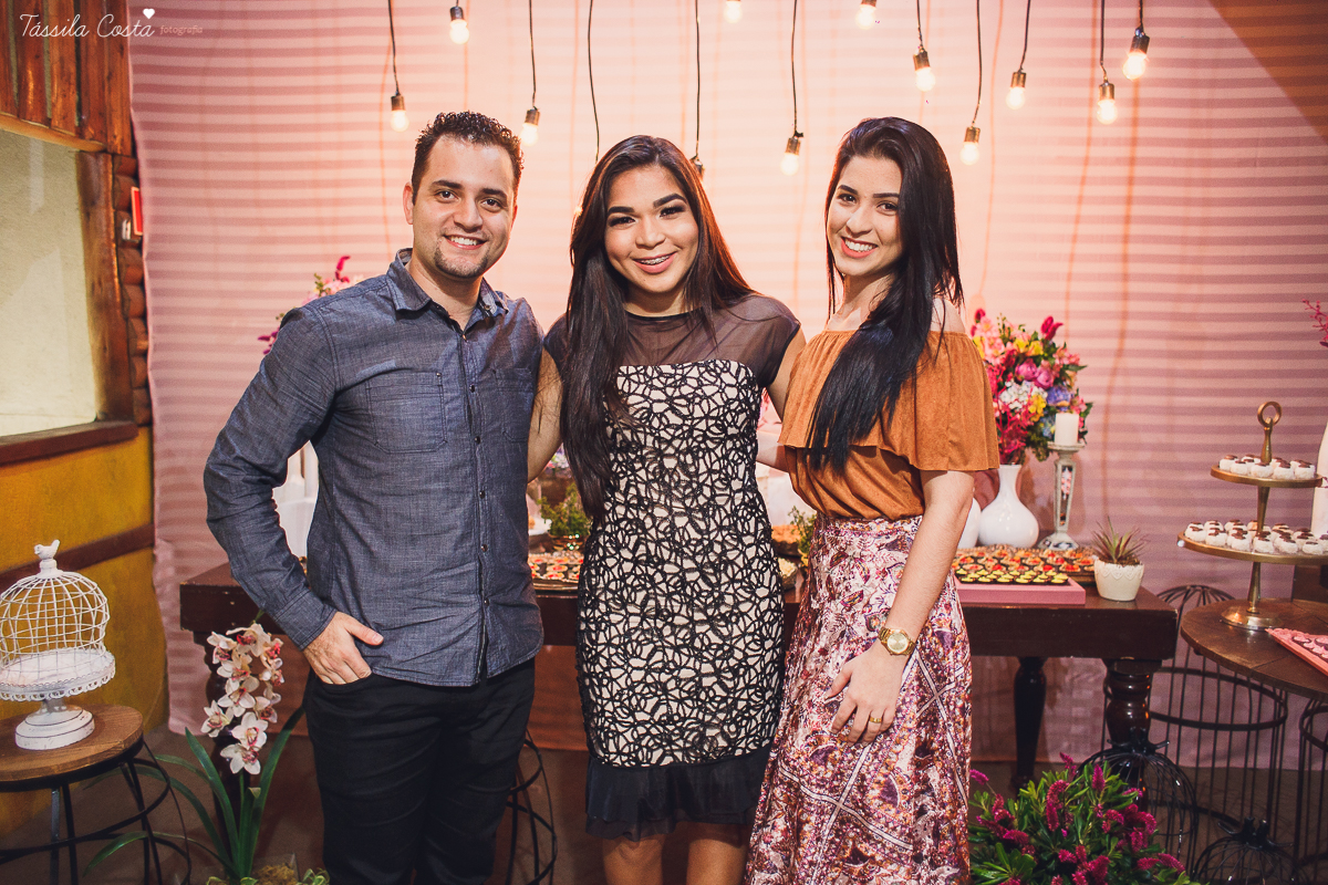 NOIVADO LINDO, IGREJA ASSEMBLEIA DE DEUS, NOIVOS APAIXONADOS, DECORACAO DE NOIVO LINDA, THAMIRES E BRUNO, FOTOS DE NOIVADO