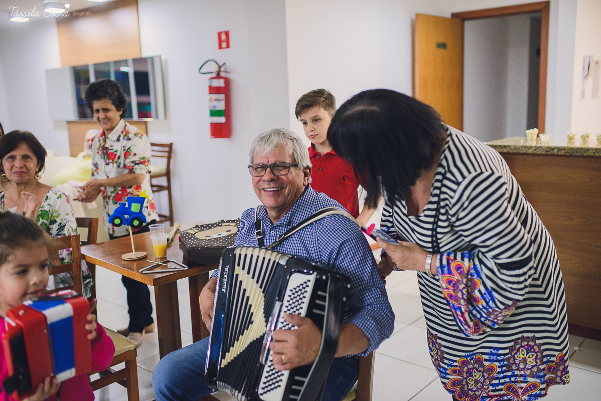 FESTA DE MENINO, NO TEMA FAZENDINHA, 2 ANOS DO HUGO, TSSILA COSTA FOGRAFIA