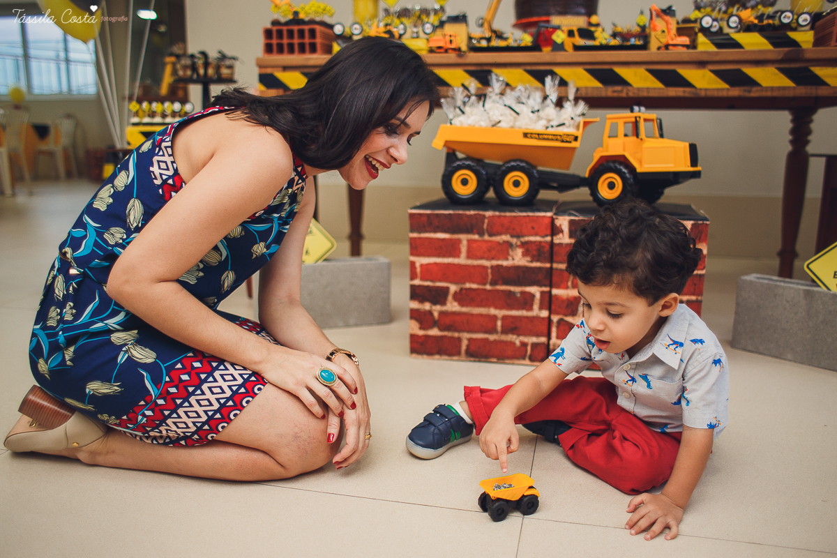 festa no tema caminhão, fotos de aniversário infantil em vitória es, tássila costa fotografia, mae de menino, mundo azul, festa de aniversário de 2 anos