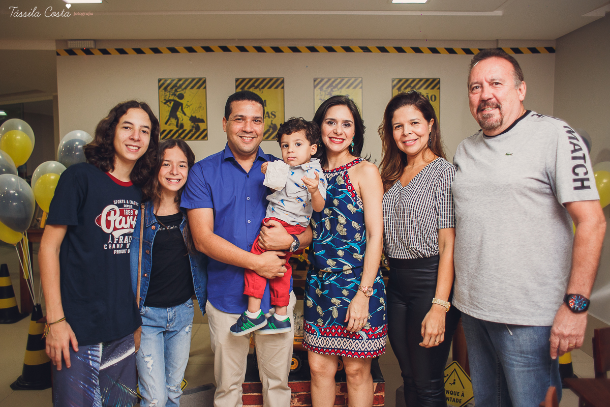 festa no tema caminhão, fotos de aniversário infantil em vitória es, tássila costa fotografia, mae de menino, mundo azul, festa de aniversário de 2 anos