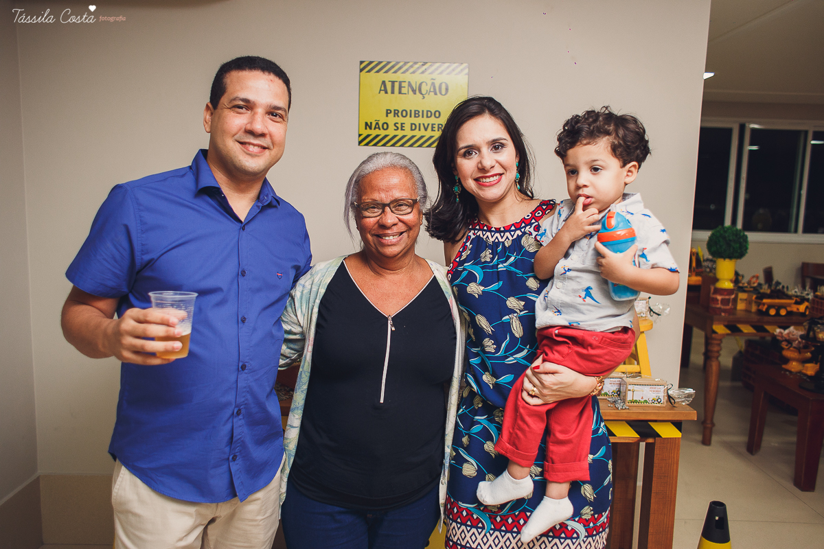 festa no tema caminhão, fotos de aniversário infantil em vitória es, tássila costa fotografia, mae de menino, mundo azul, festa de aniversário de 2 anos
