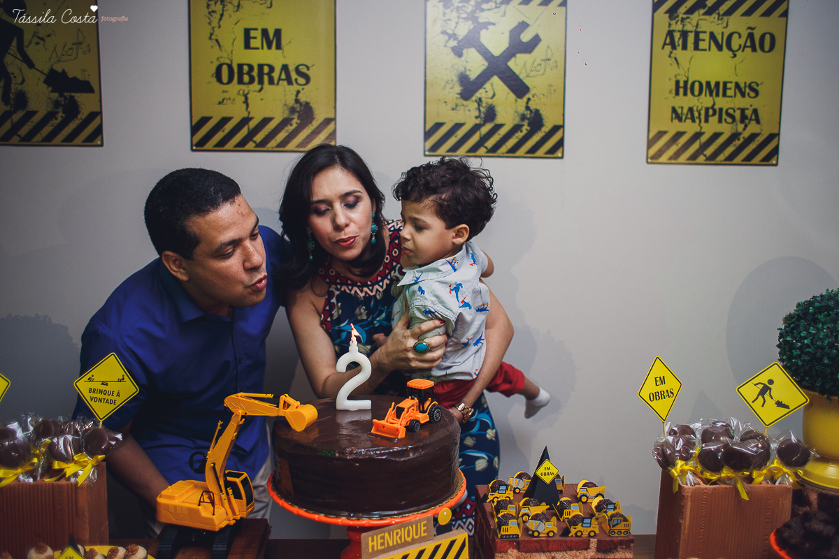 festa no tema caminhão, fotos de aniversário infantil em vitória es, tássila costa fotografia, mae de menino, mundo azul, festa de aniversário de 2 anos