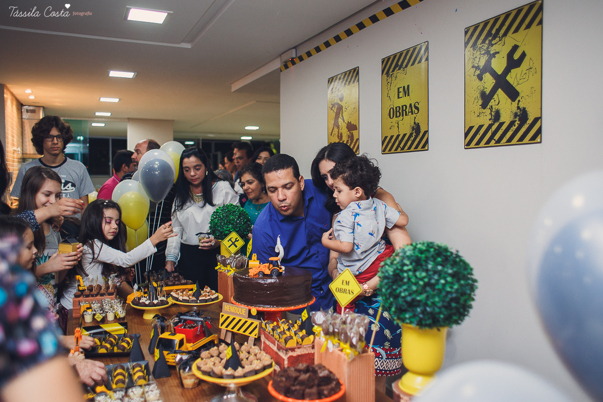 festa no tema caminhão, fotos de aniversário infantil em vitória es, tássila costa fotografia, mae de menino, mundo azul, festa de aniversário de 2 anos
