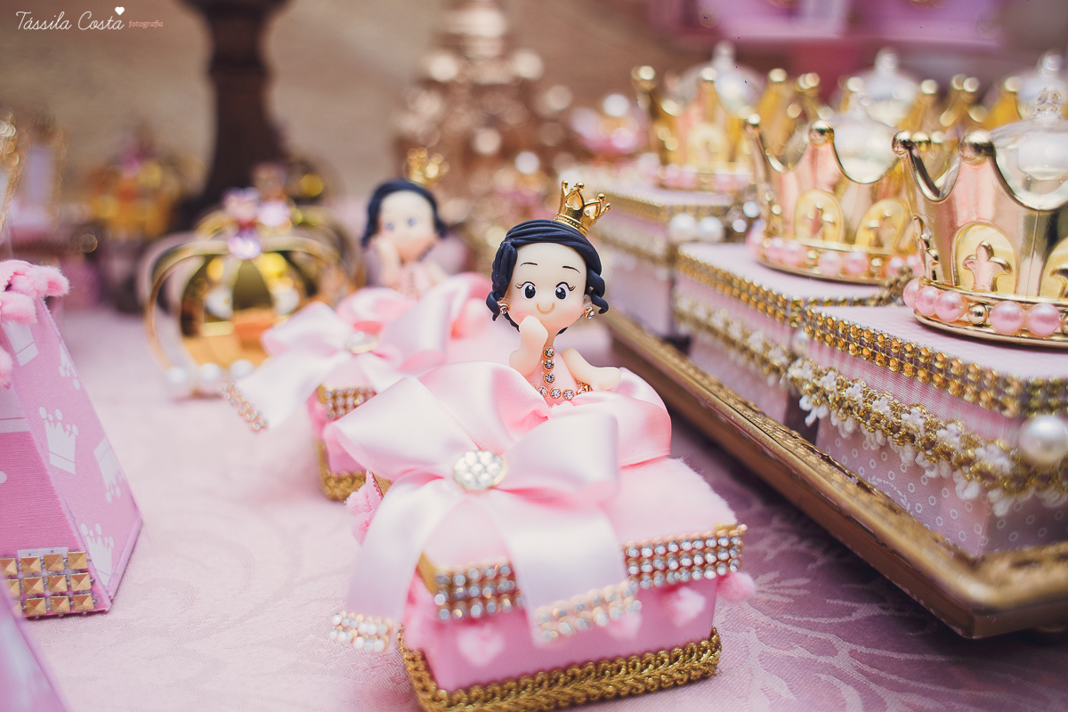 festa linda, princesa sofia, sofia 1 ano, tema castelo da Sofia, mãe de menino e menina, festa em vila Velha, Praia da costa, madrinha ama, mundo rosa, decoração rosa, decoração by Algodão Doce festas, cerimonial Lipe e Cia