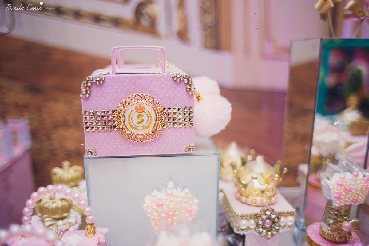 festa linda, princesa sofia, sofia 1 ano, tema castelo da Sofia, mãe de menino e menina, festa em vila Velha, Praia da costa, madrinha ama, mundo rosa, decoração rosa, decoração by Algodão Doce festas, cerimonial Lipe e Cia