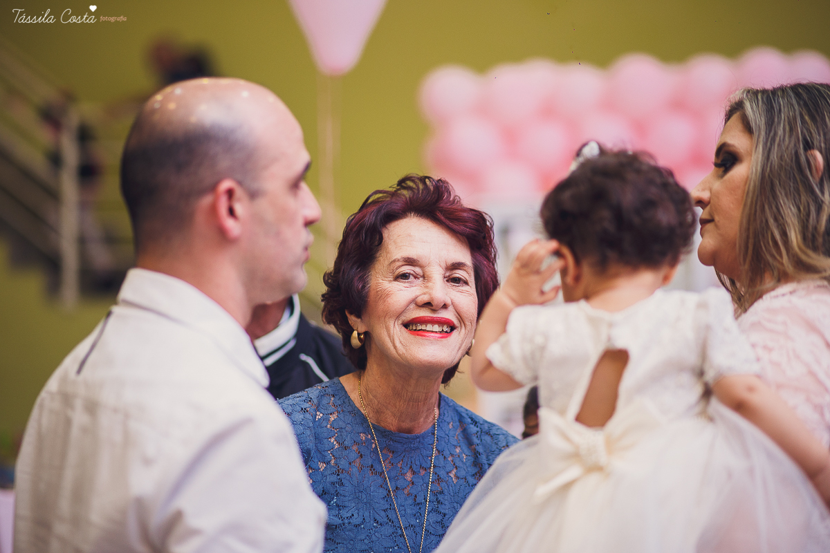 festa linda, princesa sofia, sofia 1 ano, tema castelo da Sofia, mãe de menino e menina, festa em vila Velha, Praia da costa, madrinha ama, mundo rosa, decoração rosa, decoração by Algodão Doce festas, cerimonial Lipe e Cia