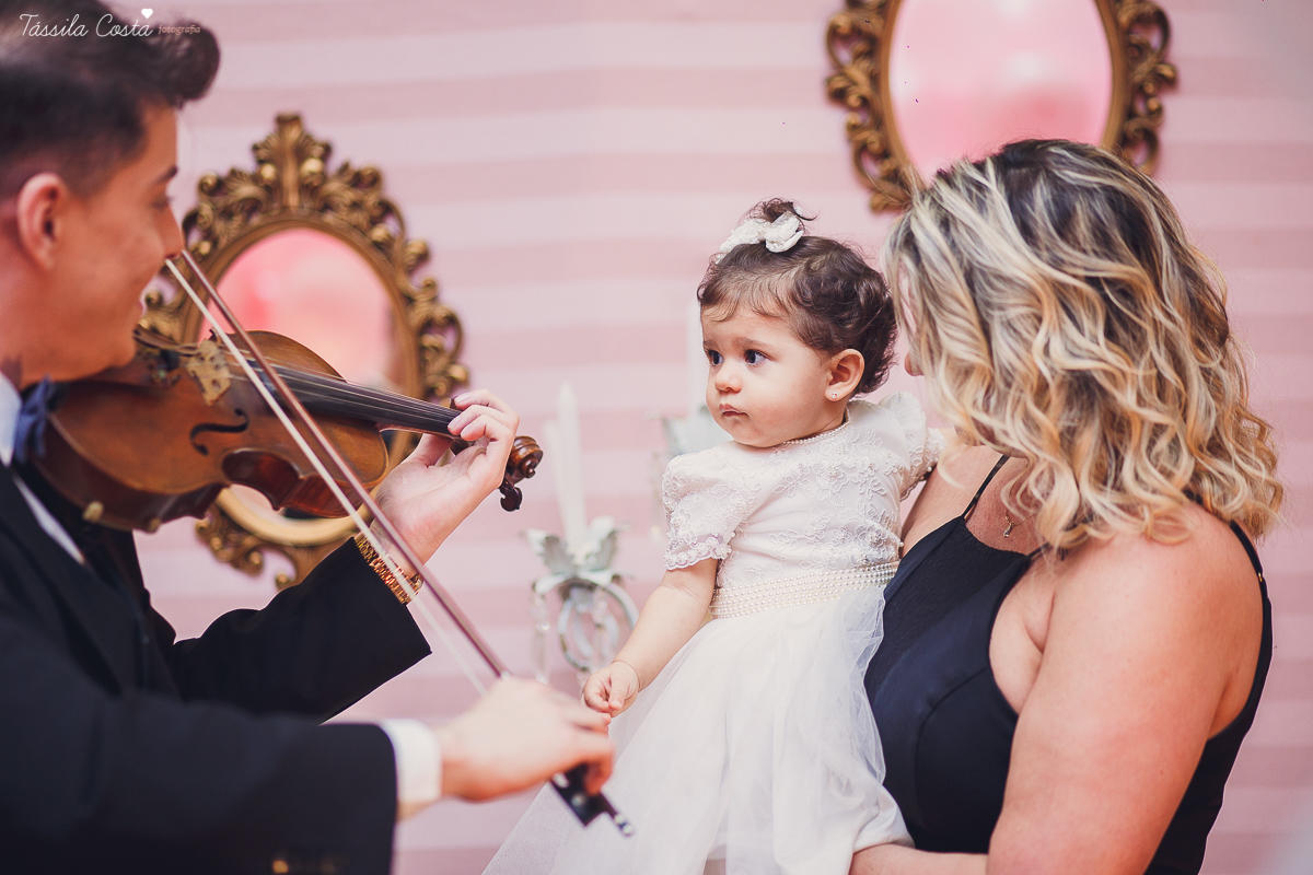 festa linda, princesa sofia, sofia 1 ano, tema castelo da Sofia, mãe de menino e menina, festa em vila Velha, Praia da costa, madrinha ama, mundo rosa, decoração rosa, decoração by Algodão Doce festas, cerimonial Lipe e Cia