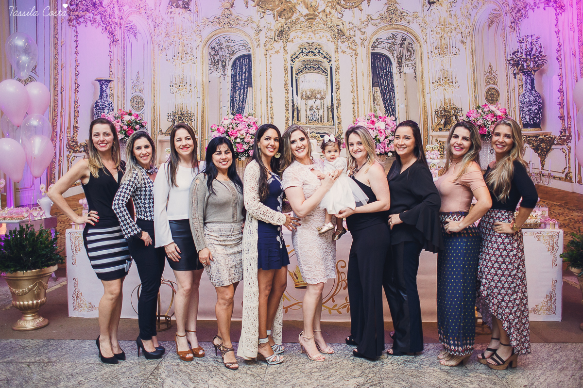 festa linda, princesa sofia, sofia 1 ano, tema castelo da Sofia, mãe de menino e menina, festa em vila Velha, Praia da costa, madrinha ama, mundo rosa, decoração rosa, decoração by Algodão Doce festas, cerimonial Lipe e Cia