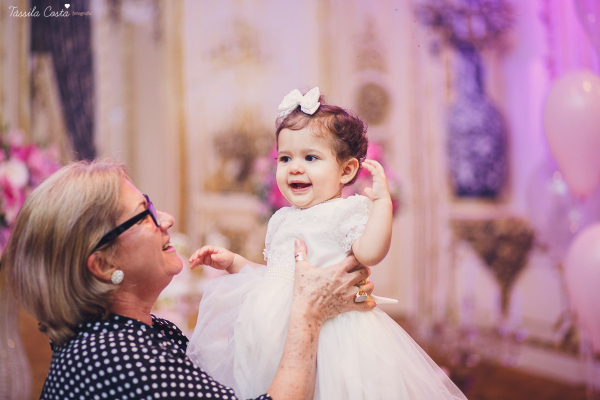 festa linda, princesa sofia, sofia 1 ano, tema castelo da Sofia, mãe de menino e menina, festa em vila Velha, Praia da costa, madrinha ama, mundo rosa, decoração rosa, decoração by Algodão Doce festas, cerimonial Lipe e Cia